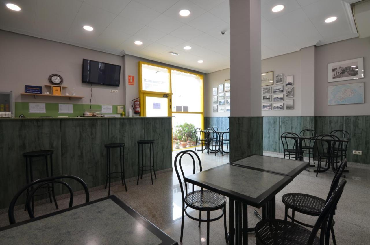 布劳艾特酒店 埃普拉特约布里加 外观 照片